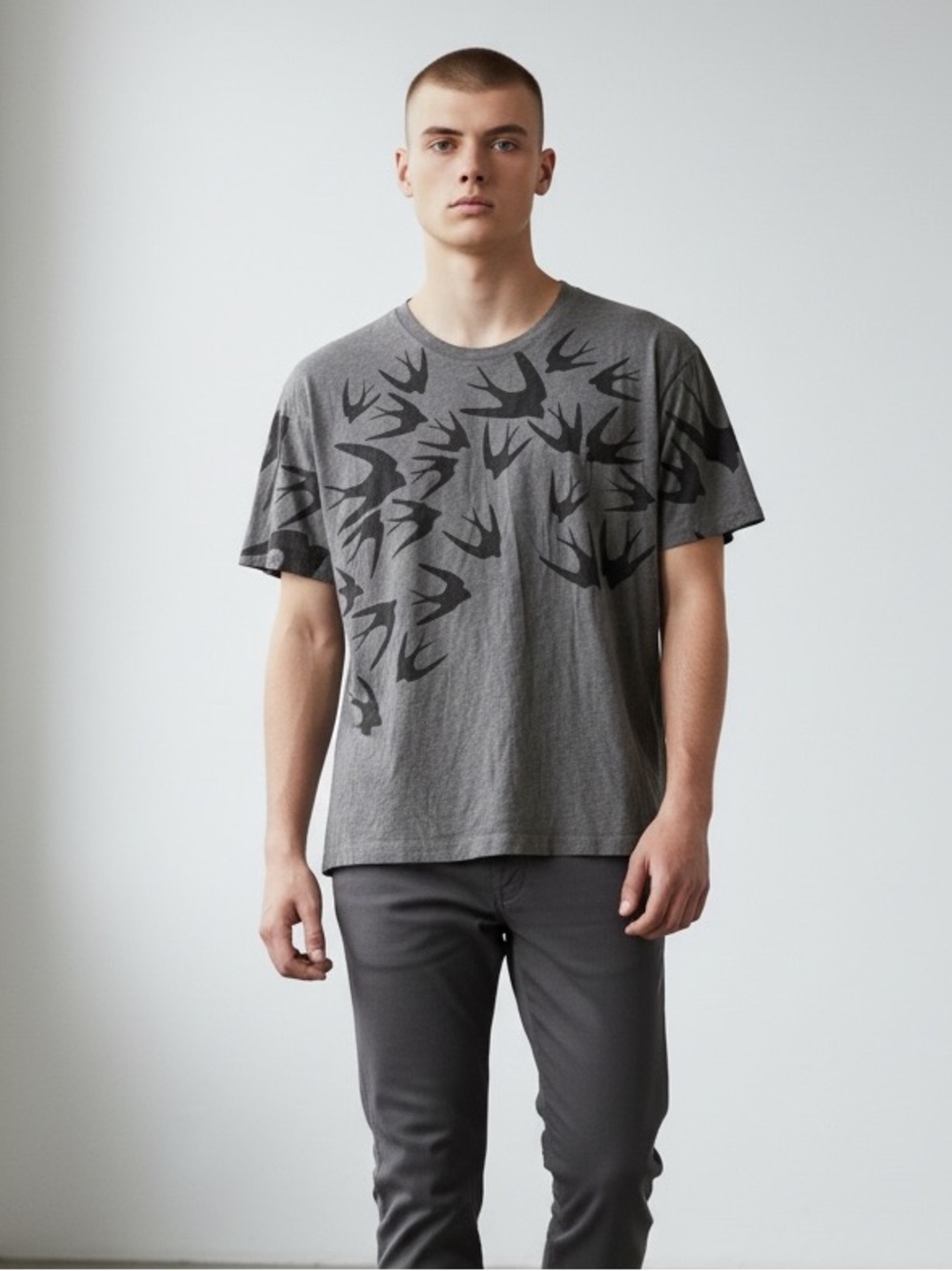 Alexander McQueen Men's Gray Graphic Short-Sleeve T-Shirt XL